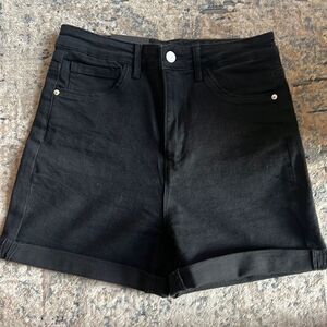 Risen denim shorts size medium brand new with tags